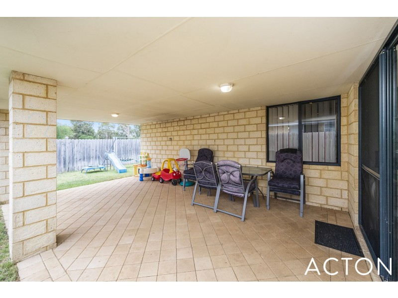 22 Anhinga Trail, Dudley Park WA 6210