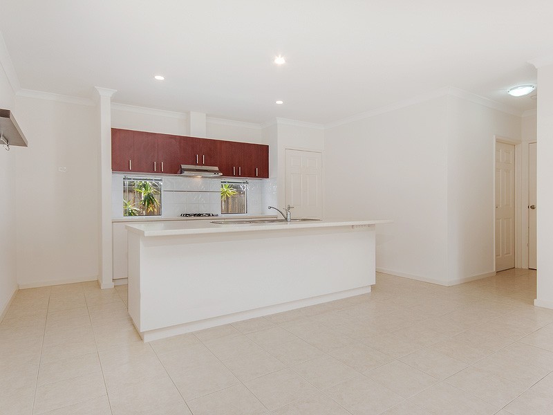 29 Pacifica Way, Dudley Park WA 6210