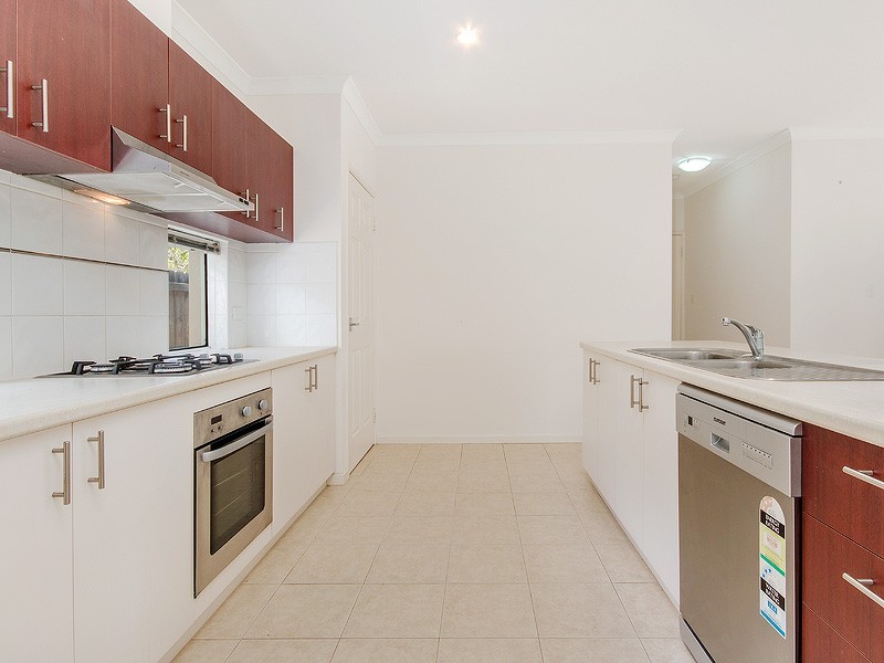 29 Pacifica Way, Dudley Park WA 6210