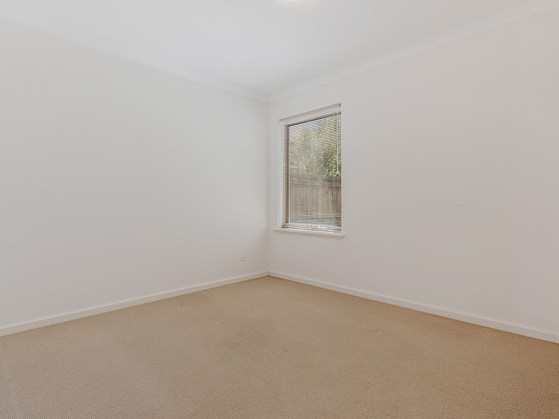 29 Pacifica Way, Dudley Park WA 6210