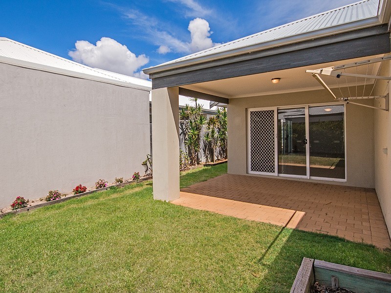 29 Pacifica Way, Dudley Park WA 6210