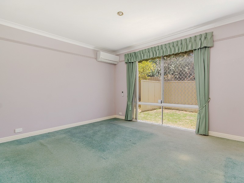 173 Crystaluna Drive, Golden Bay WA 6174