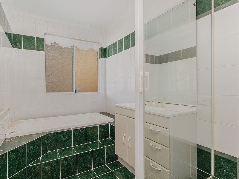 173 Crystaluna Drive, Golden Bay WA 6174