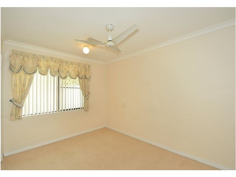 44 Paradise Circuit, Halls Head WA 6210