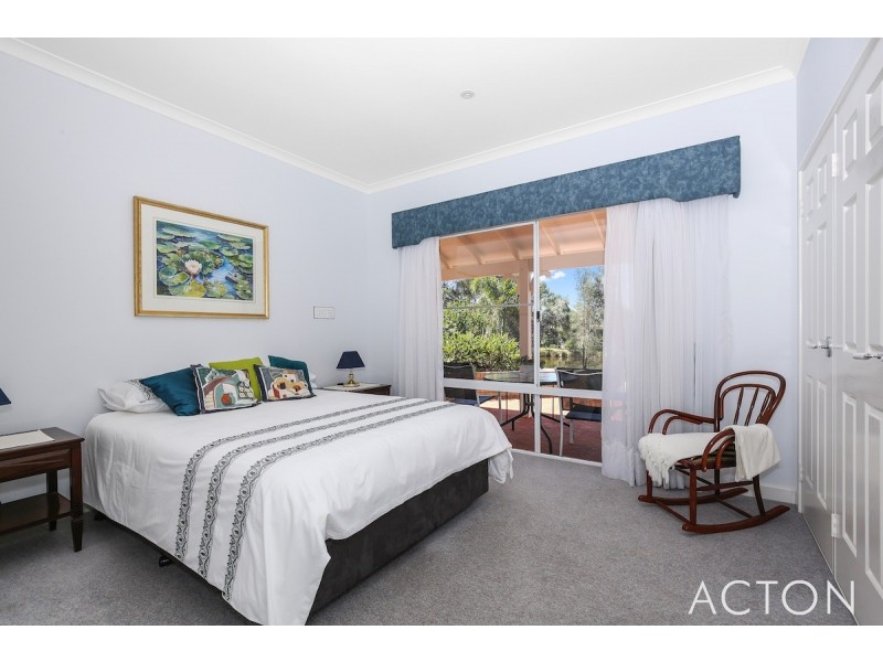 15 Heron Place, South Yunderup WA 6208