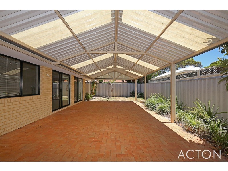 11 Piombino View, Secret Harbour WA 6173