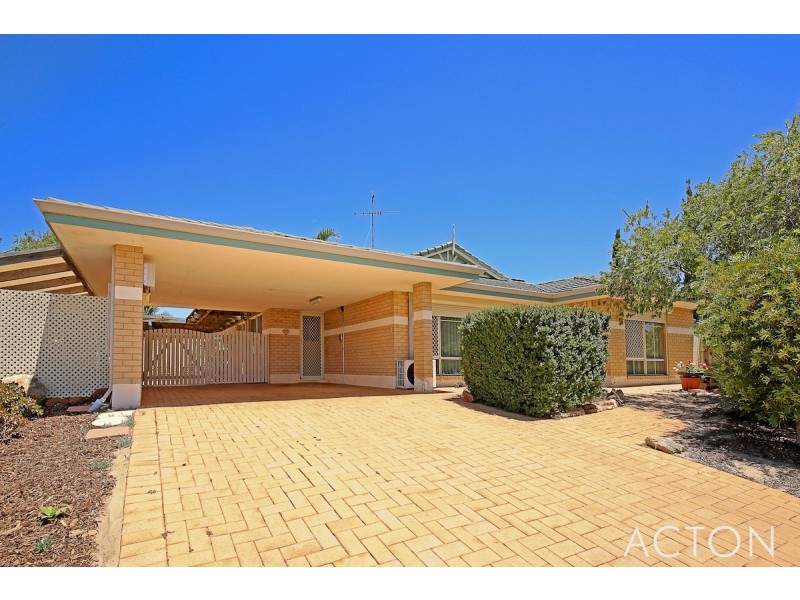 36 Casuarina Drive, Halls Head WA 6210