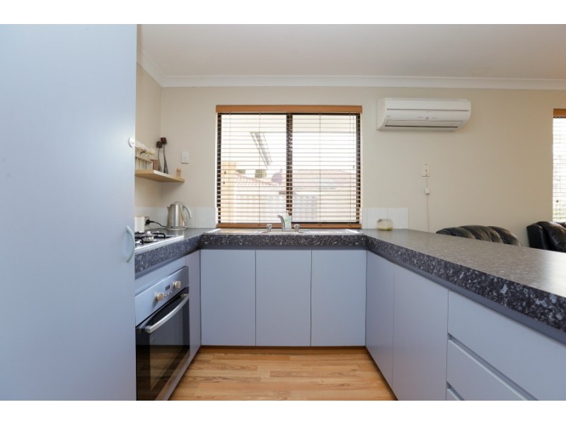 16 Bancroft Close, Greenfields WA 6210