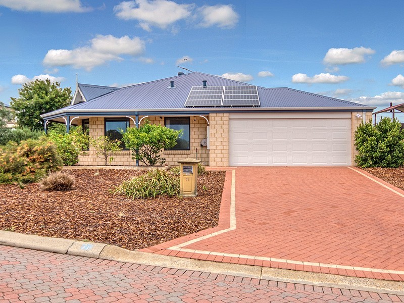 76 Albany Drive, Dawesville WA 6211