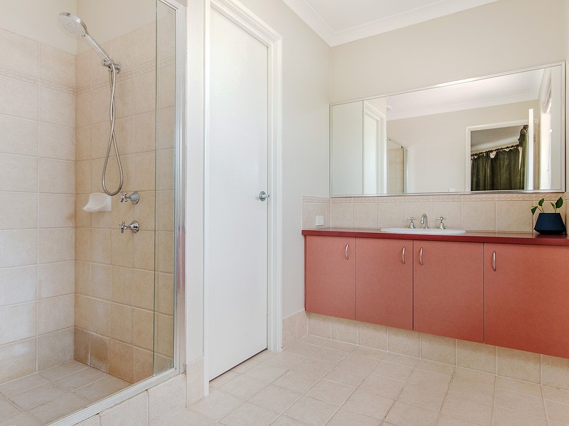 76 Albany Drive, Dawesville WA 6211