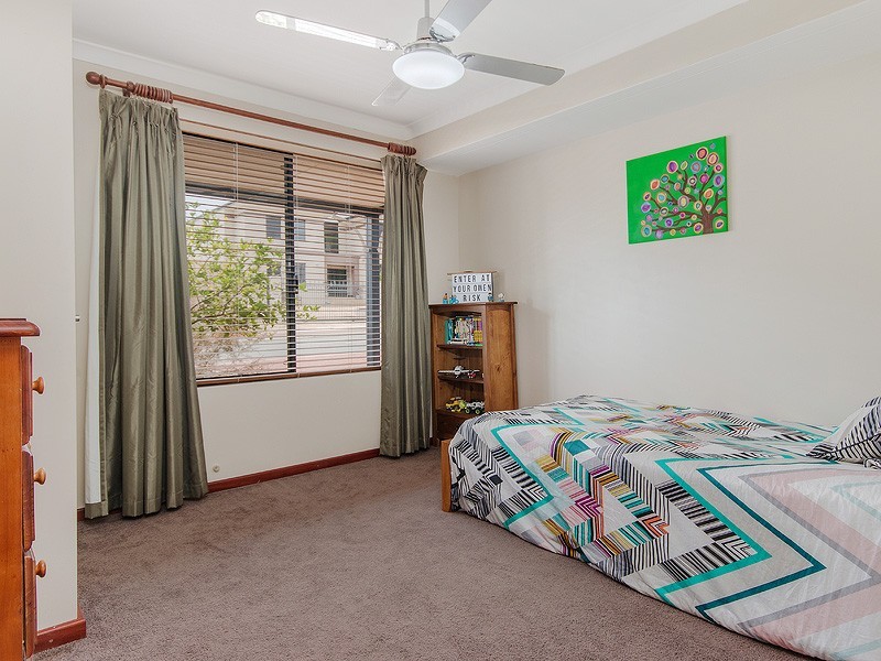 76 Albany Drive, Dawesville WA 6211