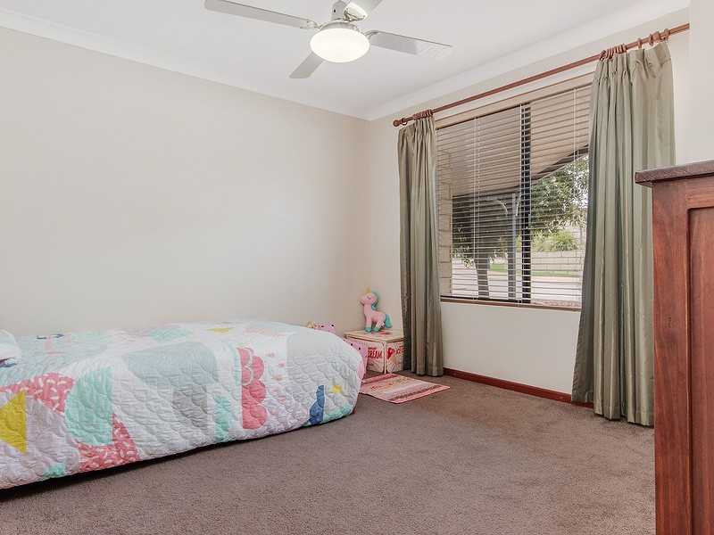 76 Albany Drive, Dawesville WA 6211