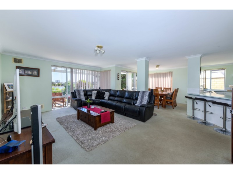 39 Australis Circle, Wannanup WA 6210