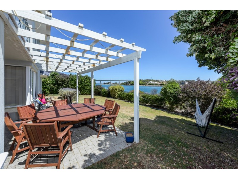 39 Australis Circle, Wannanup WA 6210