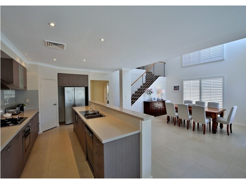 6 Nannup Close, Dawesville WA 6211