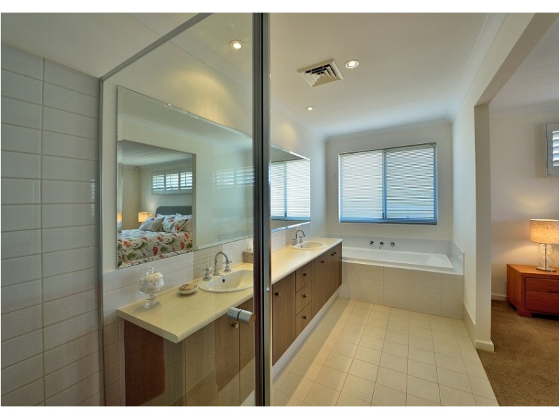 6 Nannup Close, Dawesville WA 6211