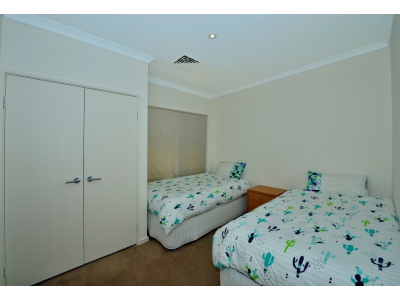 6 Nannup Close, Dawesville WA 6211