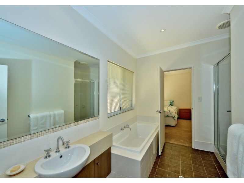 6 Nannup Close, Dawesville WA 6211