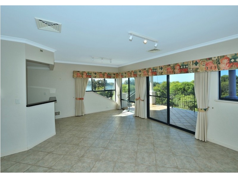 17 Conservation Loop, Erskine WA 6210