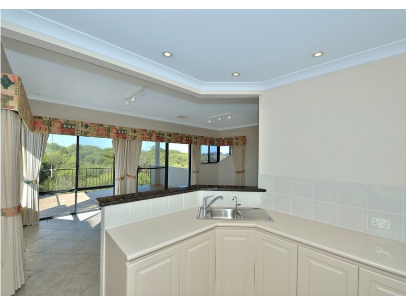 17 Conservation Loop, Erskine WA 6210