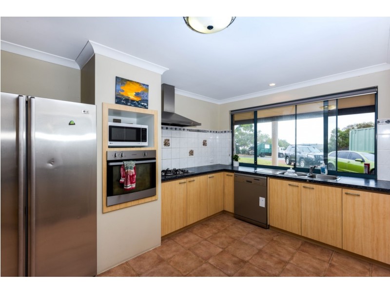 5 Kara Court, Dawesville WA 6211