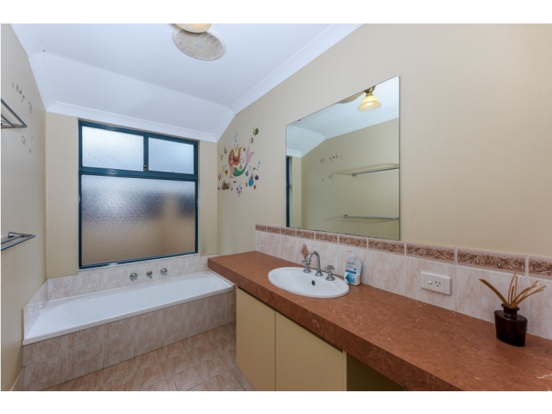 5 Kara Court, Dawesville WA 6211