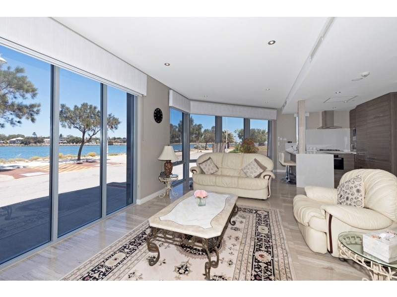 1/11 Galileo Loop, Mandurah WA 6210