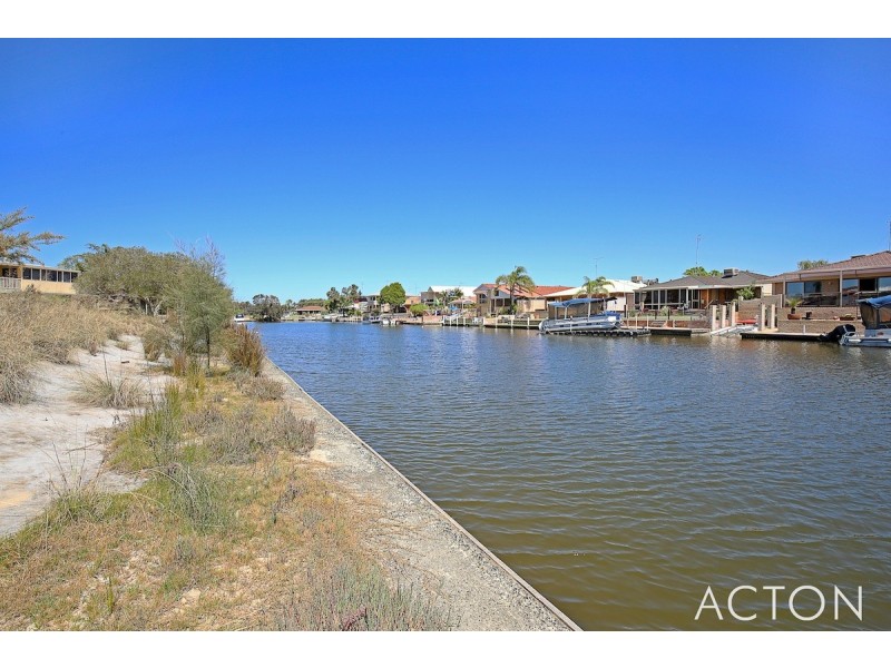 17 Oomoo Place, South Yunderup WA 6208