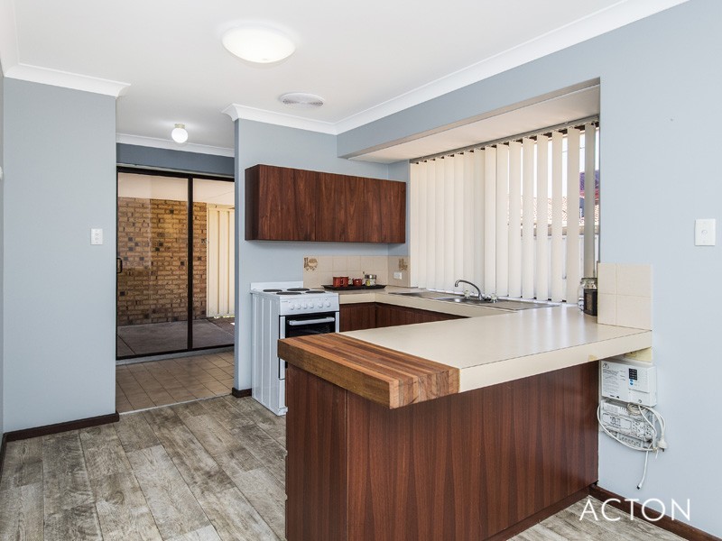 114b McLarty Road, Halls Head WA 6210