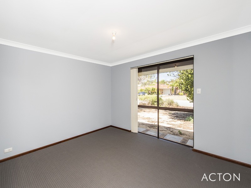 114b McLarty Road, Halls Head WA 6210