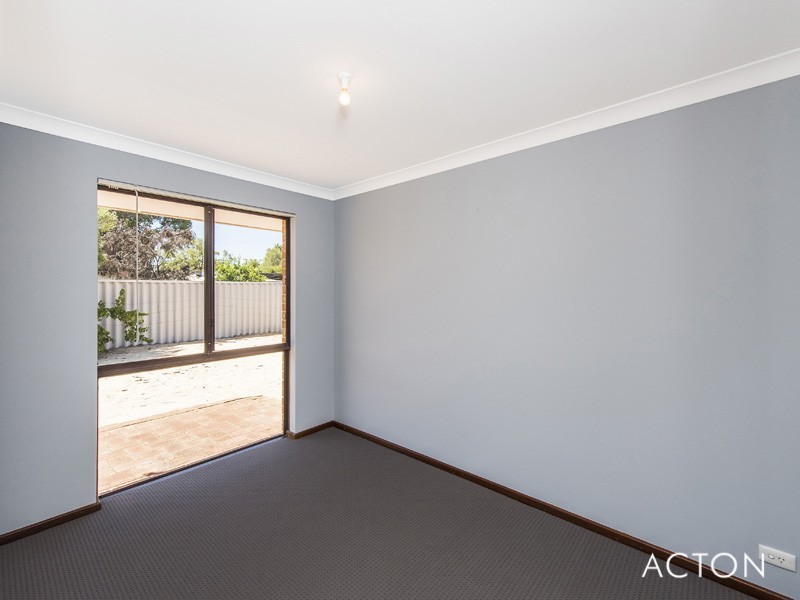 114b McLarty Road, Halls Head WA 6210