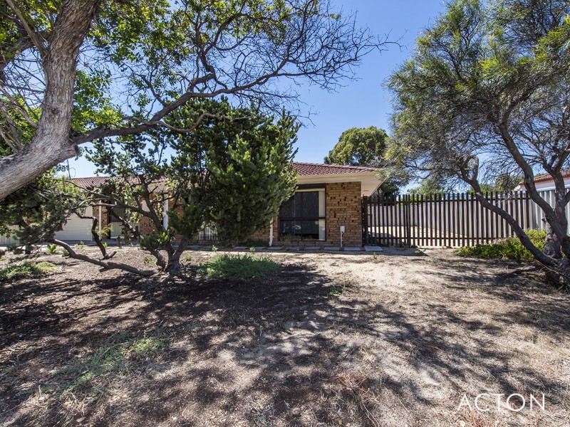 114b McLarty Road, Halls Head WA 6210