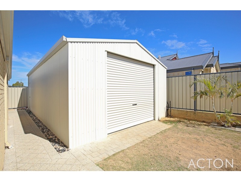 7 Gables Green, Meadow Springs WA 6210