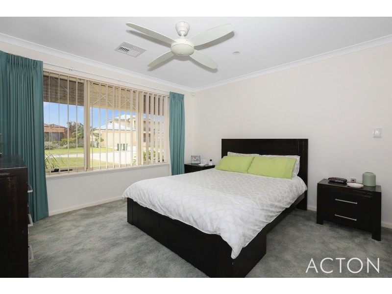 50 Ronsard Drive, San Remo WA 6210