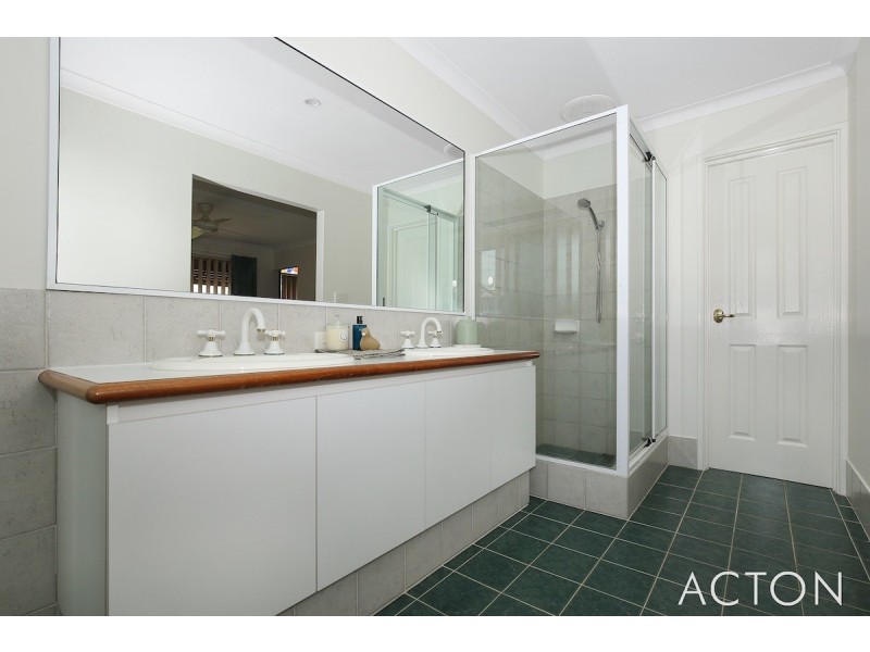 50 Ronsard Drive, San Remo WA 6210