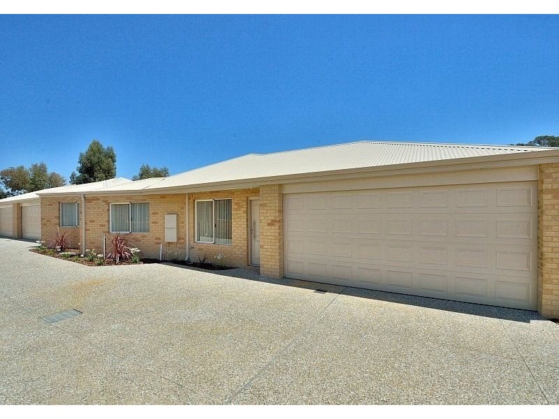 22 Kwella Entrance, Greenfields WA 6210