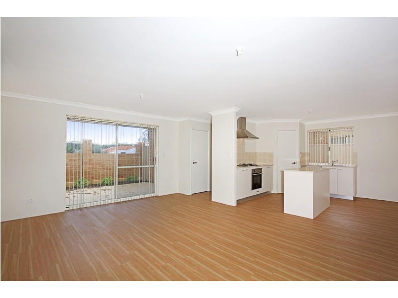 22 Kwella Entrance, Greenfields WA 6210