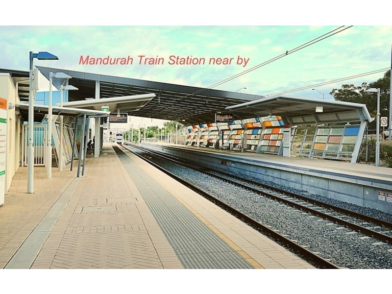 22 Kwella Entrance, Greenfields WA 6210