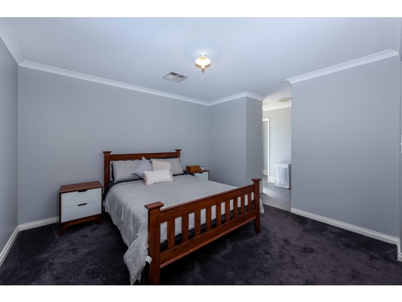 11 Wentworth Heights, Meadow Springs WA 6210