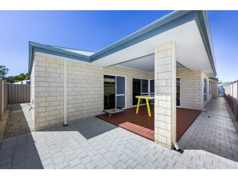 11 Wentworth Heights, Meadow Springs WA 6210