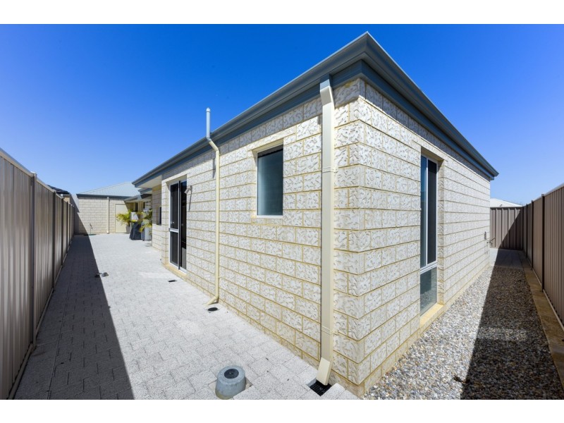 11 Wentworth Heights, Meadow Springs WA 6210