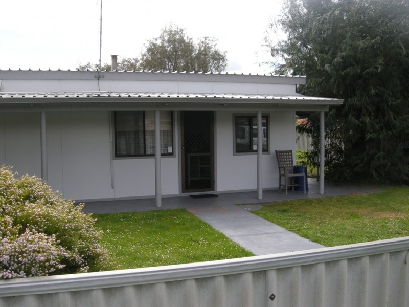 25 Wanjeep Street, Coodanup WA 6210