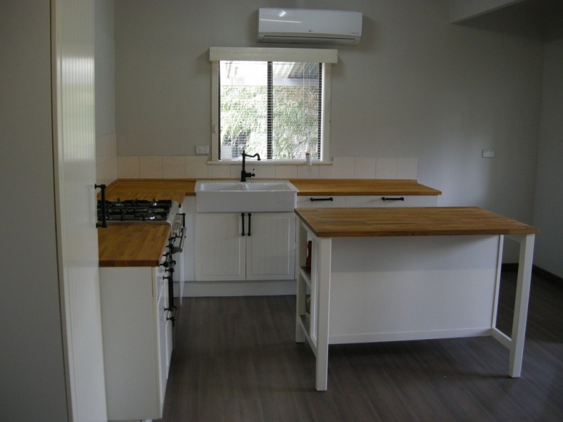 25 Wanjeep Street, Coodanup WA 6210