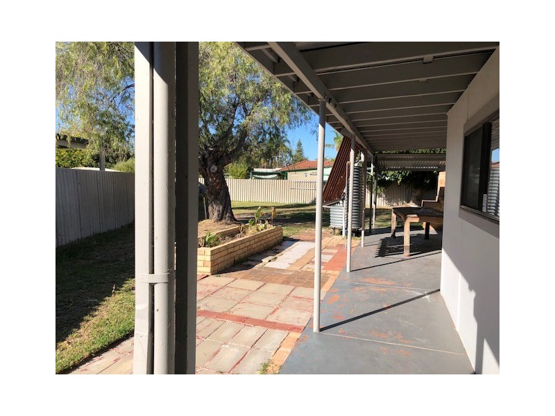 25 Wanjeep Street, Coodanup WA 6210