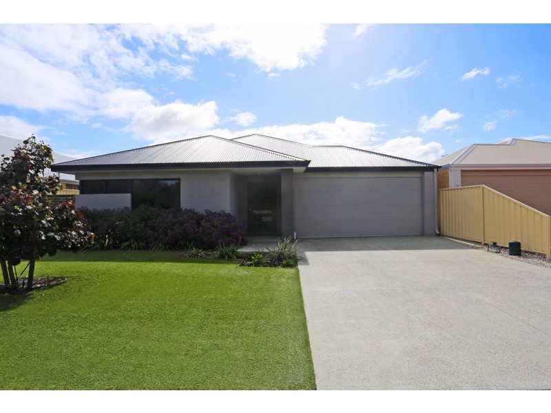19 Arawatta Loop, Madora Bay WA 6210