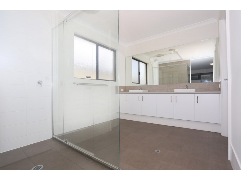 19 Arawatta Loop, Madora Bay WA 6210