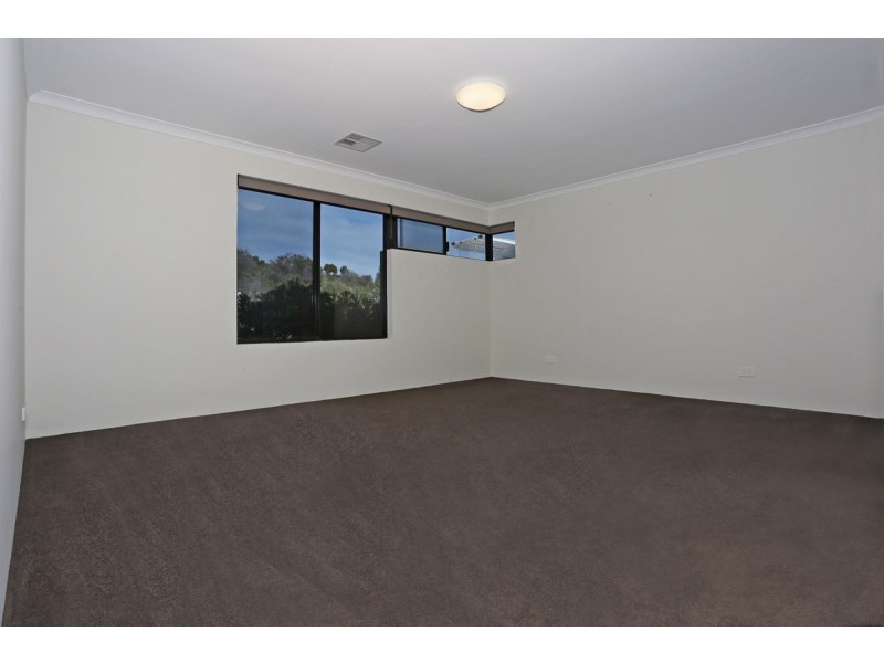 19 Arawatta Loop, Madora Bay WA 6210