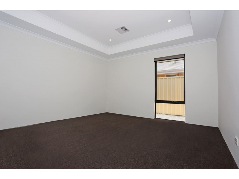 19 Arawatta Loop, Madora Bay WA 6210