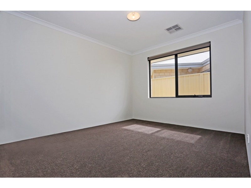 19 Arawatta Loop, Madora Bay WA 6210