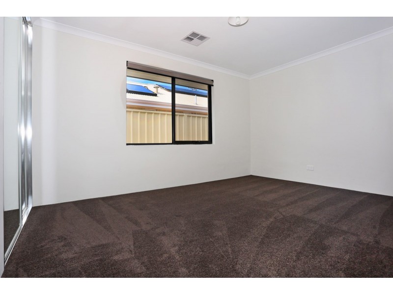 19 Arawatta Loop, Madora Bay WA 6210